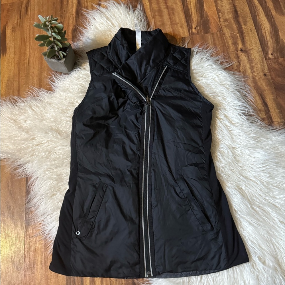 Lululemon Black Full Zip Puffer Vest